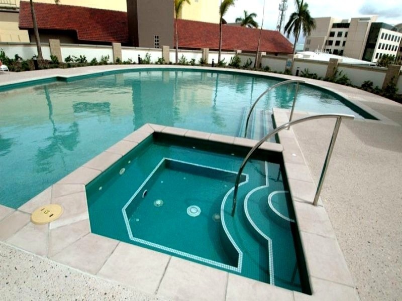 111/105 Scarborough Street, Southport QLD 4215