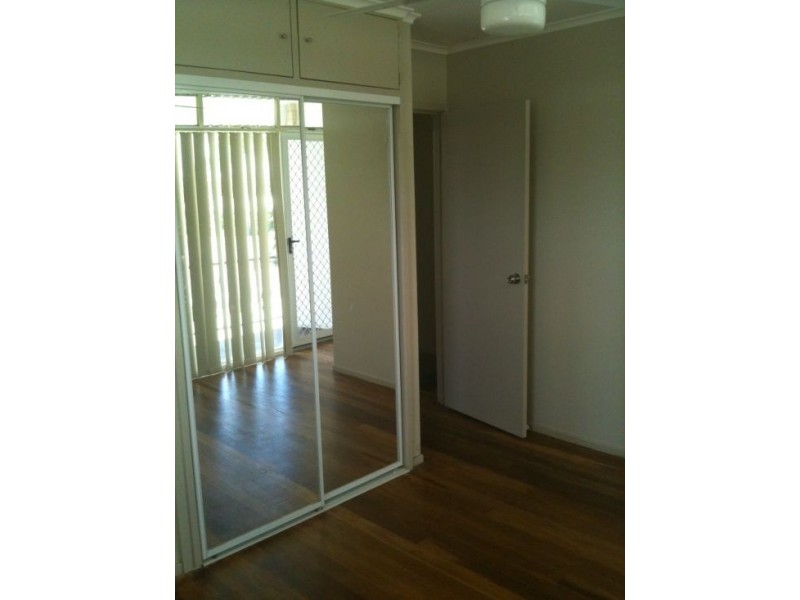 Broadbeach Waters QLD 4218