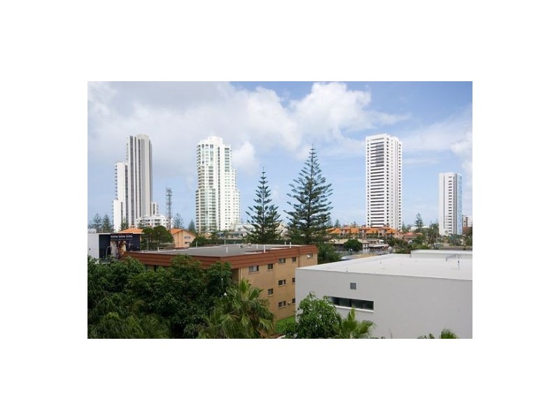 Broadbeach QLD 4218