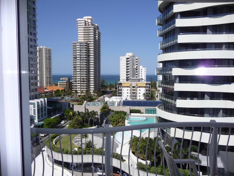 90 Surf Parade, Broadbeach QLD 4218