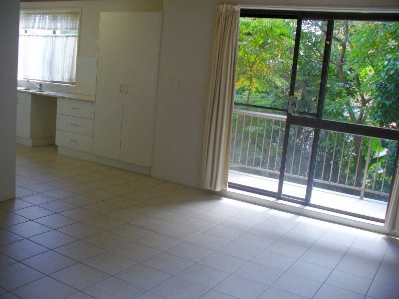 Broadbeach QLD 4218