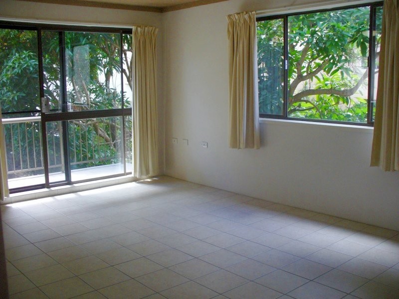 Broadbeach QLD 4218