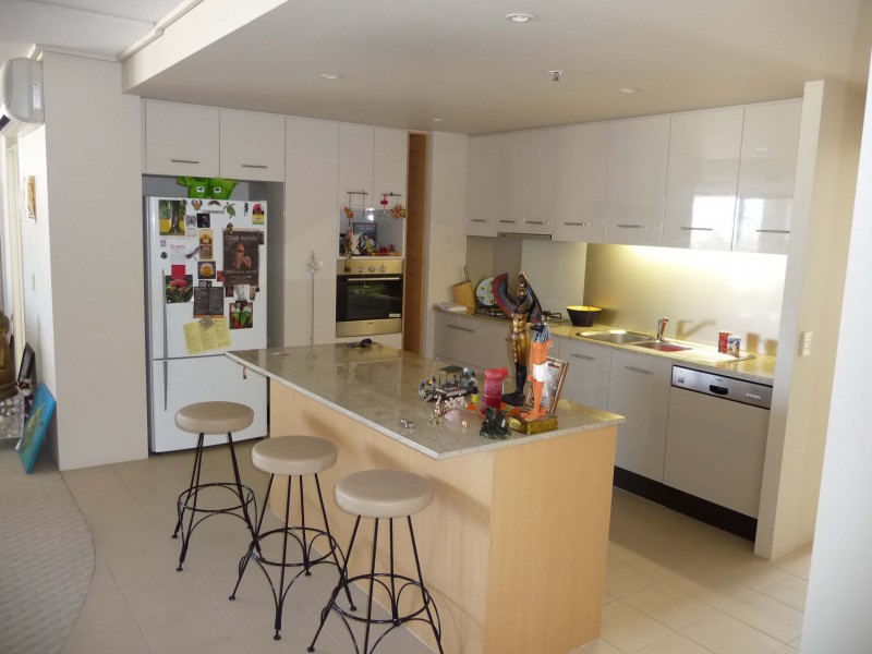 242-105 Scarborough Street, Southport QLD 4215