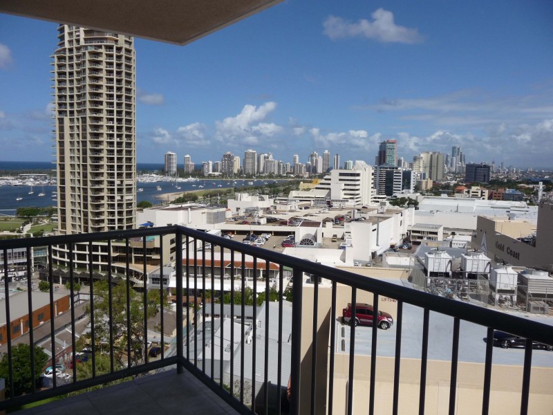 242-105 Scarborough Street, Southport QLD 4215