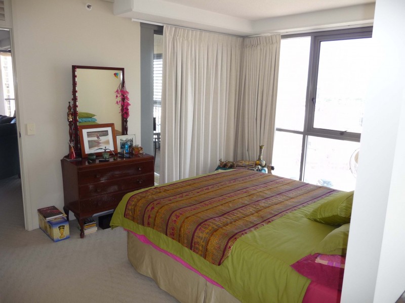 242-105 Scarborough Street, Southport QLD 4215
