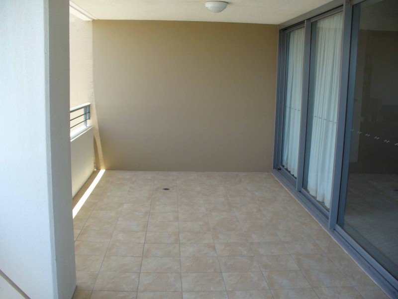 2111-105 scarborough, Southport QLD 4215