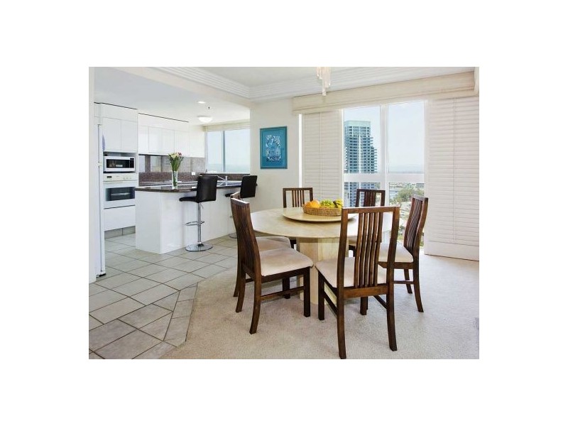 86/177 Old Burleigh Road, Broadbeach QLD 4218