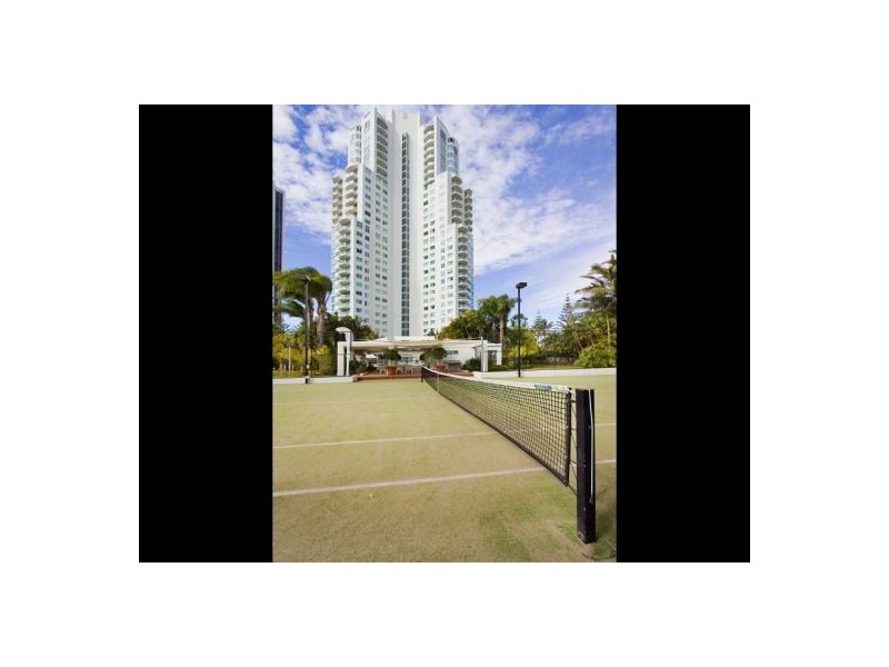 86/177 Old Burleigh Road, Broadbeach QLD 4218