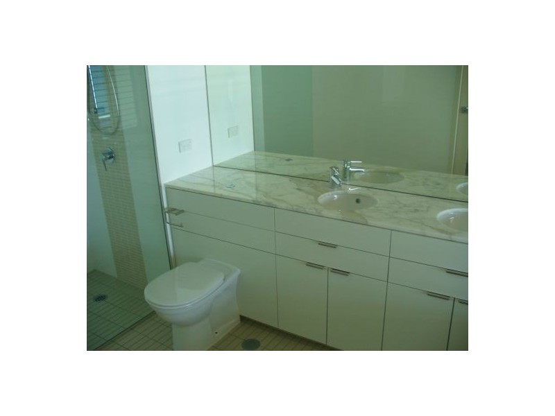 2303 george ave, Broadbeach QLD 4218