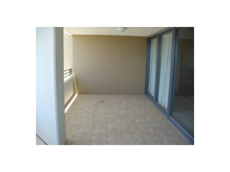 3/105 Scarborough, Southport QLD 4215