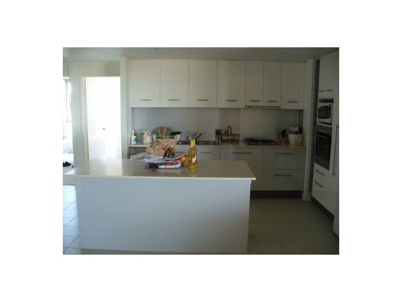 3/105 Scarborough, Southport QLD 4215