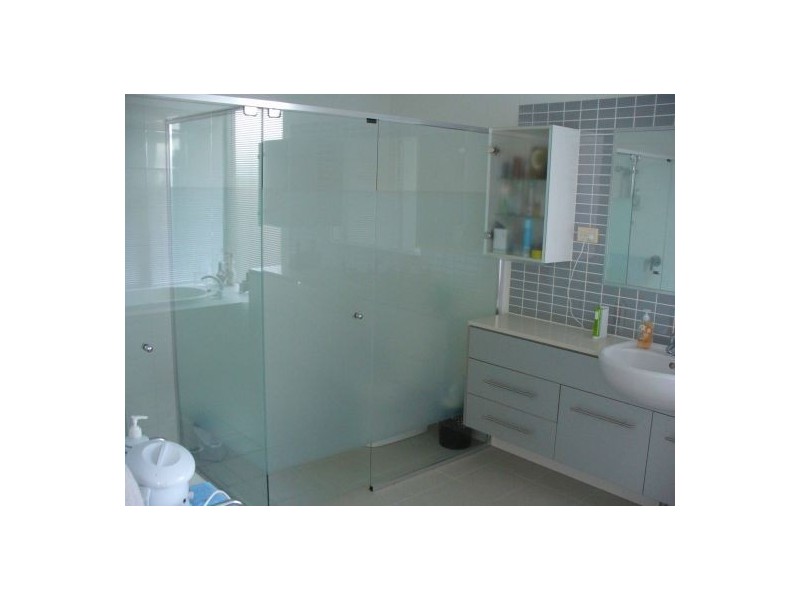 3/105 Scarborough, Southport QLD 4215