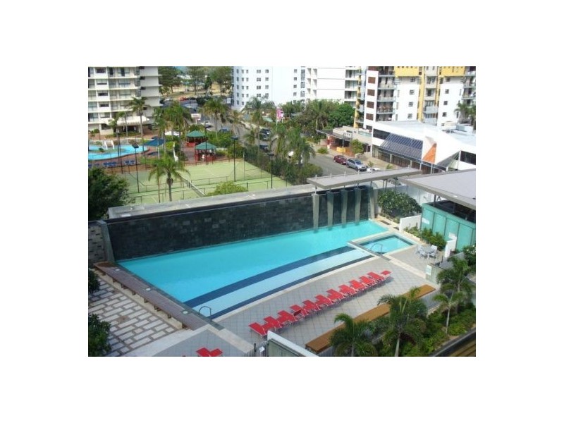 702 albert ave, Broadbeach QLD 4218