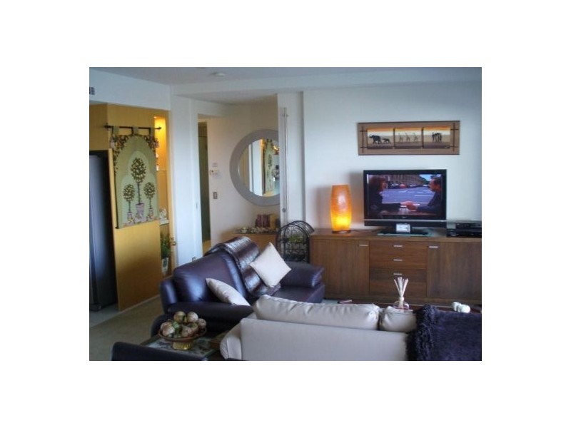 702 albert ave, Broadbeach QLD 4218