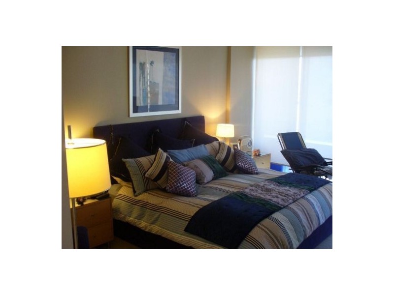 702 albert ave, Broadbeach QLD 4218