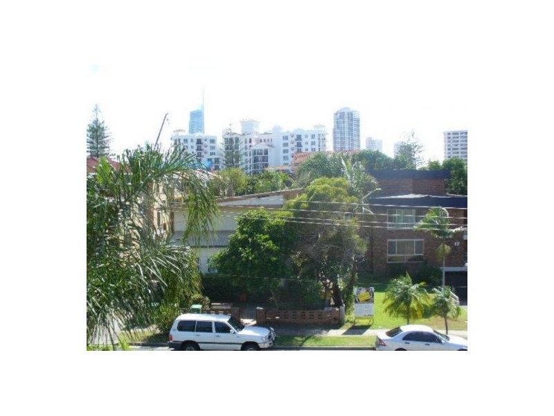 Broadbeach QLD 4218