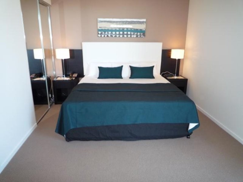 21609/22 Surf Parade, Broadbeach QLD 4218