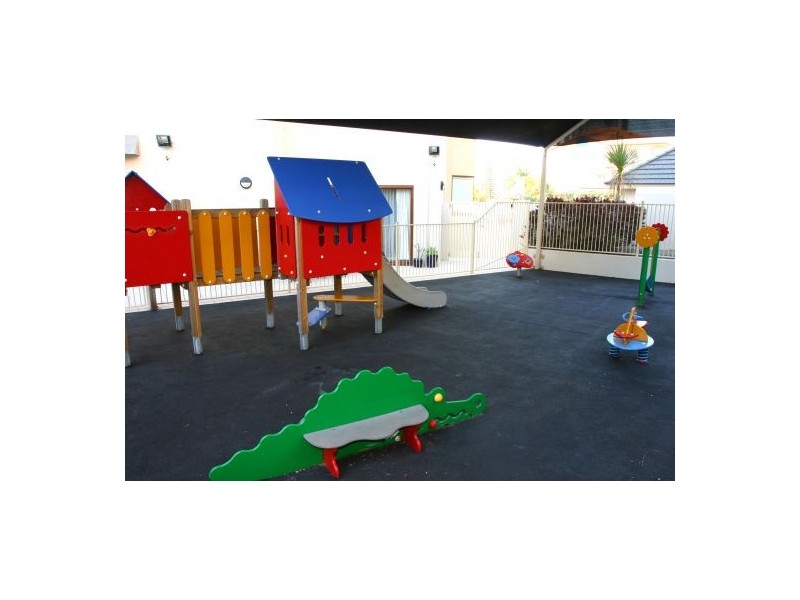 1009/42 Surf Parade, Broadbeach QLD 4218