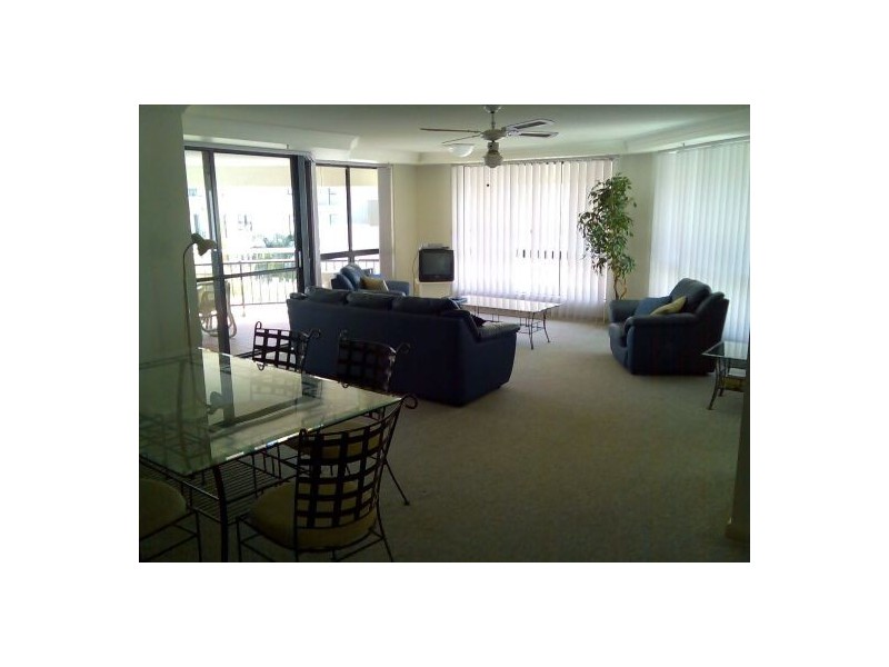 54/15 Victoria Avenue, Broadbeach QLD 4218