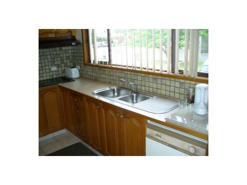 Broadbeach Waters QLD 4218