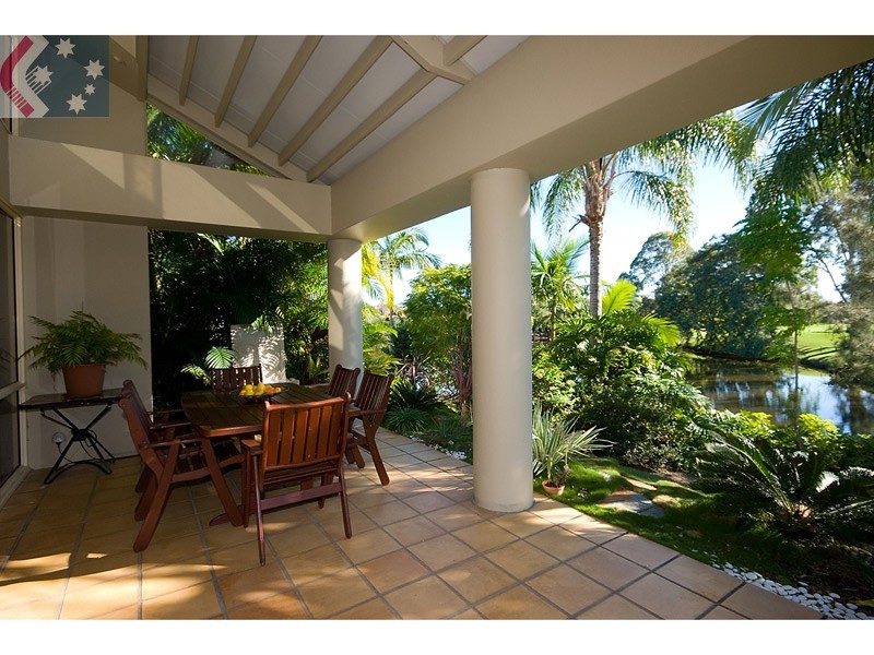 Villa 2 125 Santa Cruz Blvd, Clear Island Waters QLD 4226