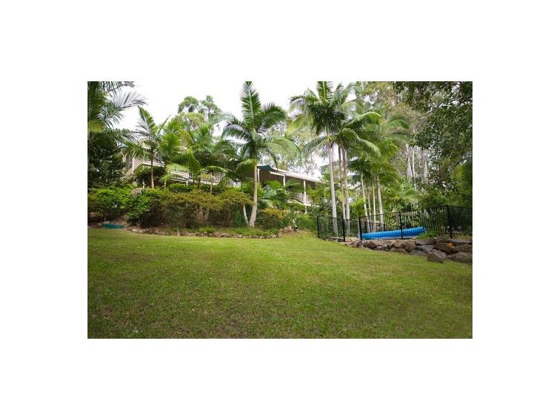 18 Jedda, Tallebudgera QLD 4228