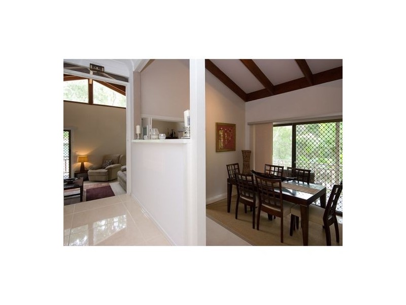 18 Jedda, Tallebudgera QLD 4228