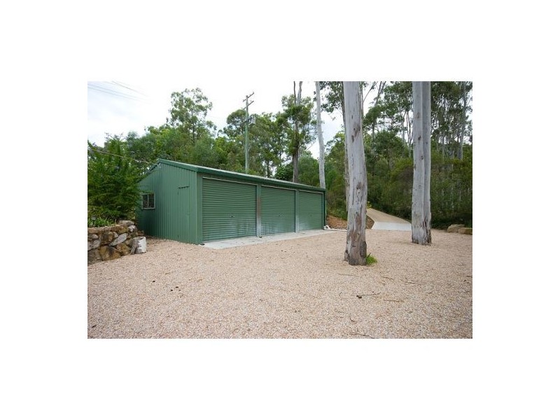 18 Jedda, Tallebudgera QLD 4228