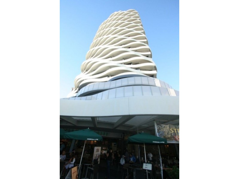 24/89 Surf Parade, Broadbeach QLD 4218