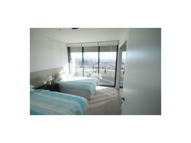 24/89 Surf Parade, Broadbeach QLD 4218