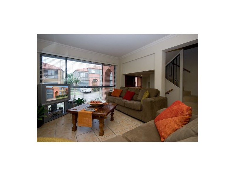 7920 Fairway Drive, Clear Island Waters QLD 4226