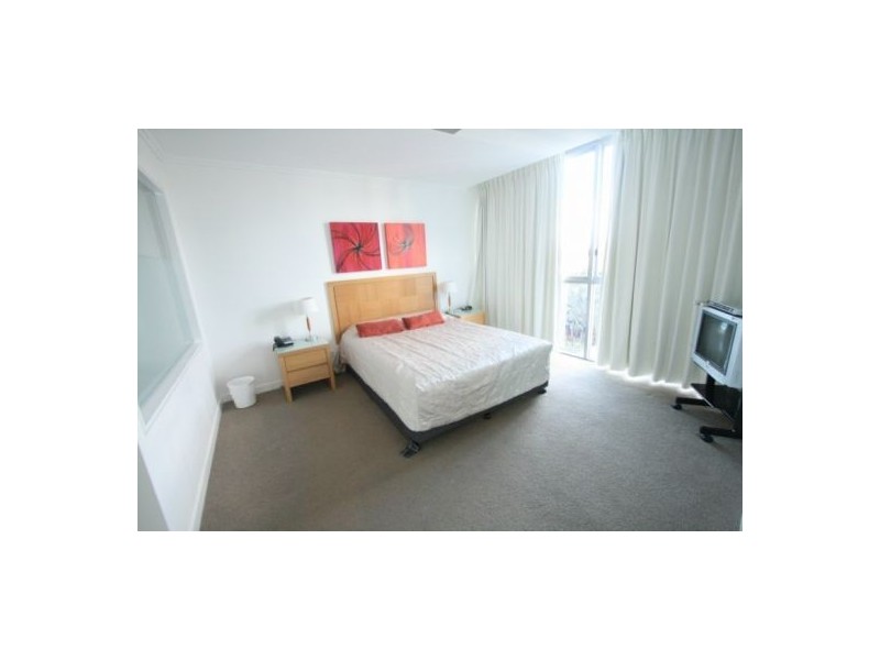 Broadbeach QLD 4218