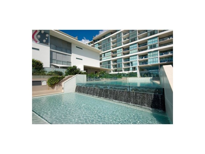 1003 Freshwater Point, Broadbeach QLD 4218