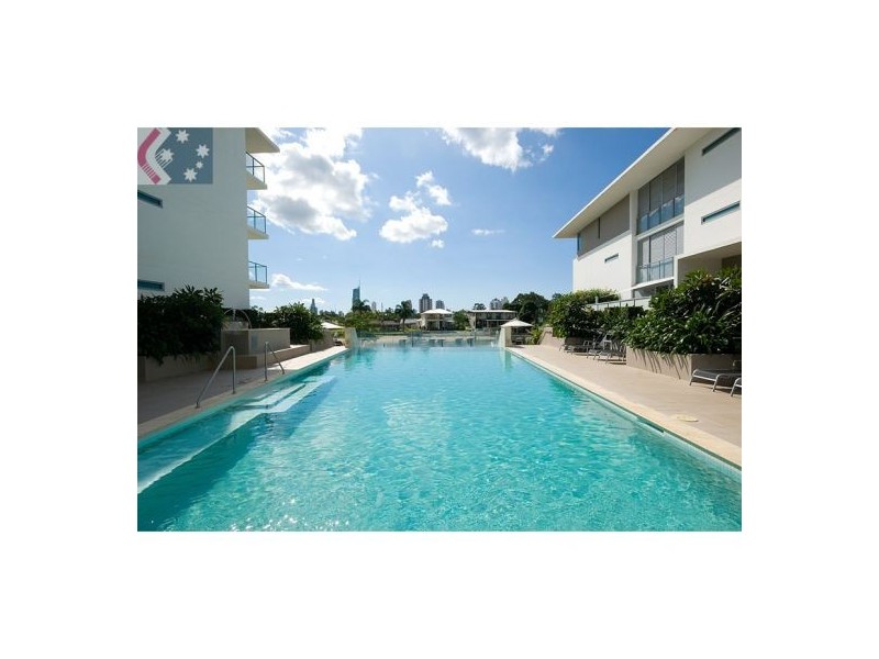 1003 Freshwater Point, Broadbeach QLD 4218