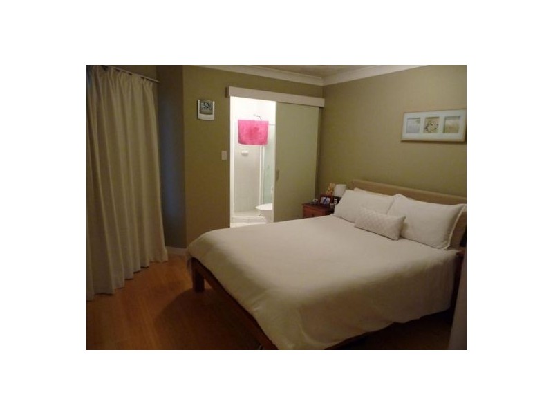 140 surf parade, Broadbeach QLD 4218