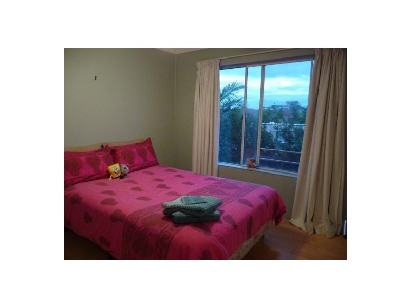 140 surf parade, Broadbeach QLD 4218