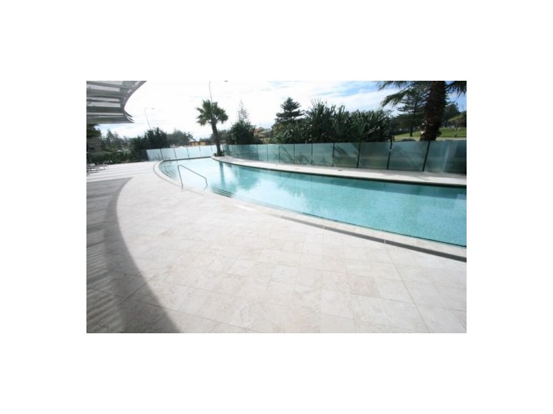 11 old burleigh, Broadbeach QLD 4218