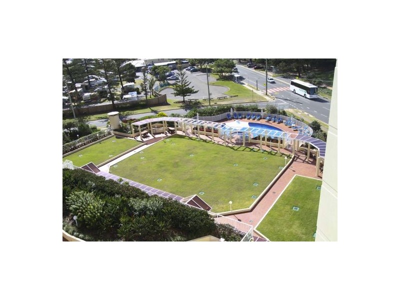 59 Pacific Street, Main Beach QLD 4217