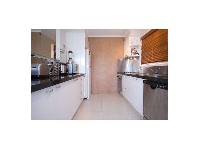 22 Merrimac Blvd, Broadbeach Waters QLD 4218