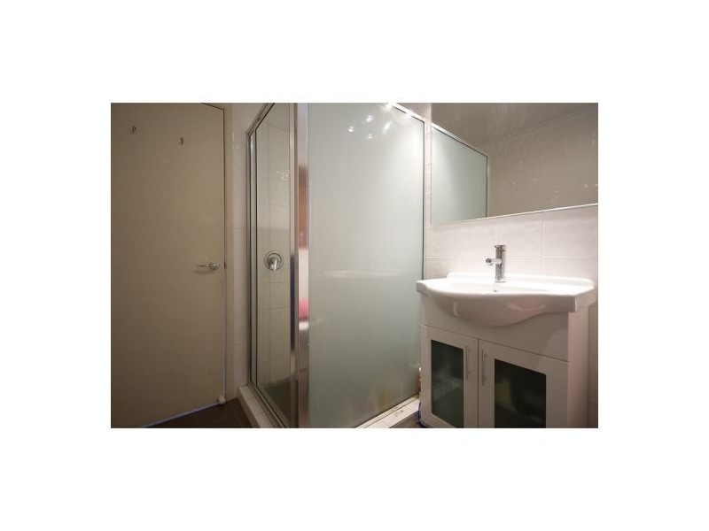 22 Merrimac Blvd, Broadbeach Waters QLD 4218