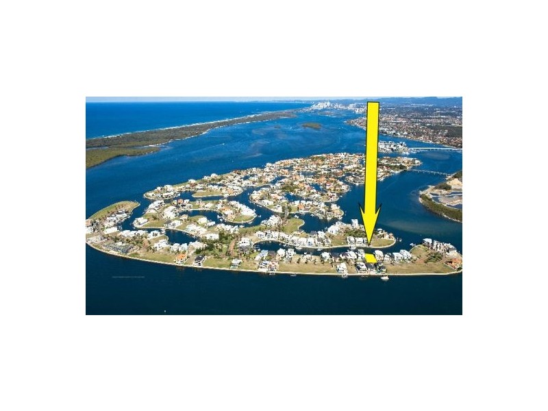 Sovereign Islands QLD 4216