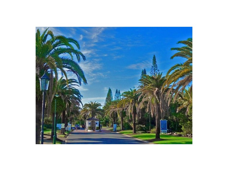 Sovereign Islands QLD 4216