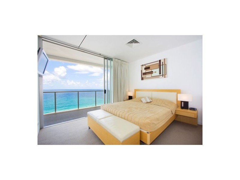 2004/159 Old Burleigh Road, Broadbeach QLD 4218