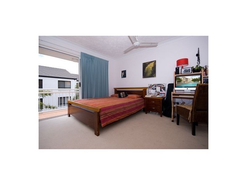 Chevron Island QLD 4217