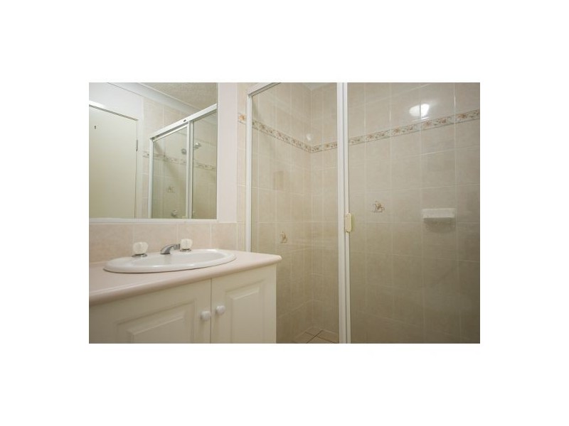 Chevron Island QLD 4217