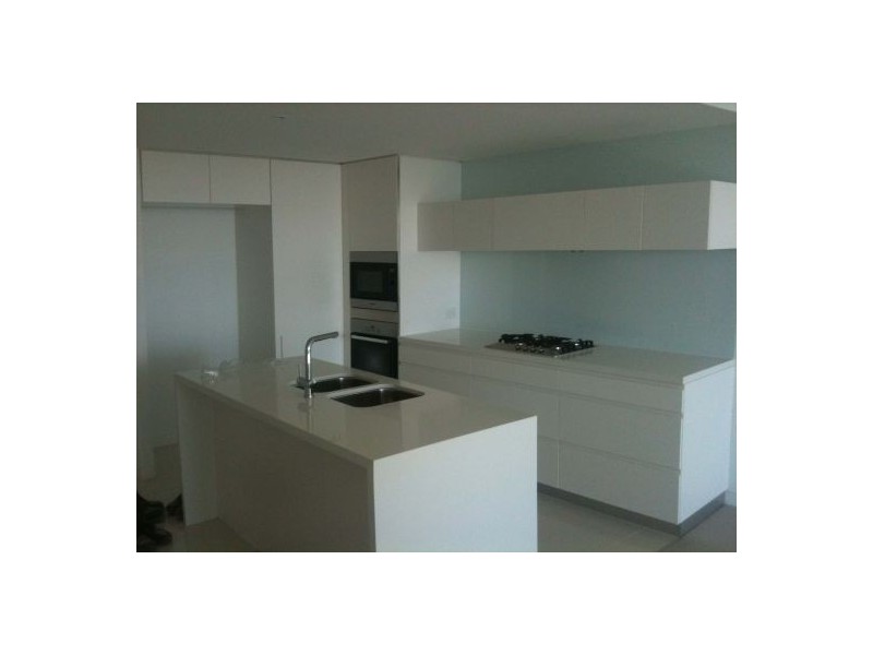 906/1 Charles Avenue, Broadbeach QLD 4218