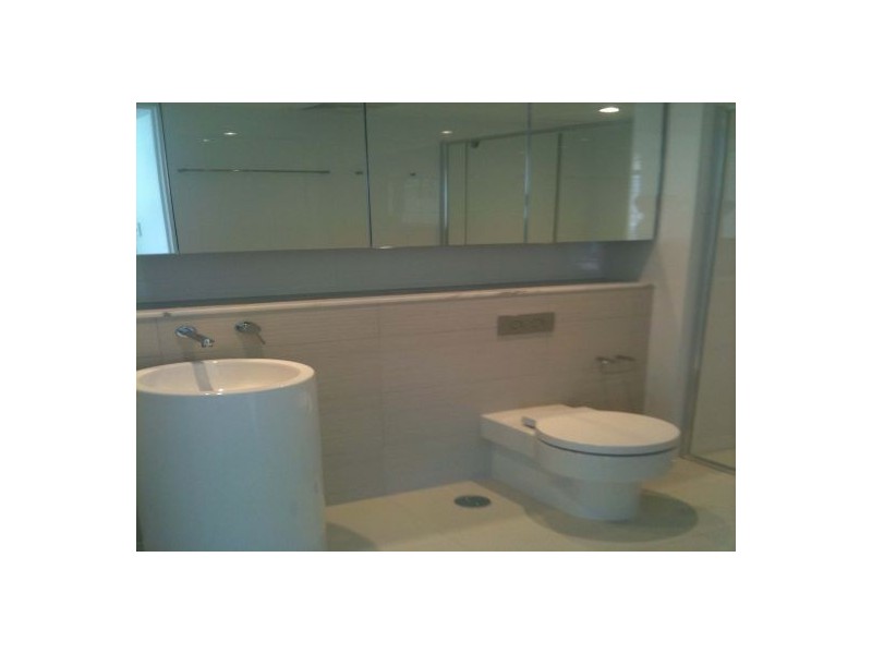 906/1 Charles Avenue, Broadbeach QLD 4218