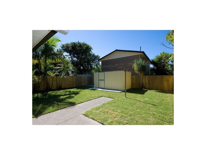 2 / 13 Doggett Drive, Miami QLD 4220