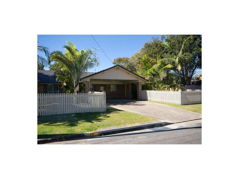 2 / 13 Doggett Drive, Miami QLD 4220