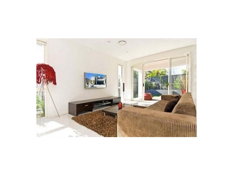 Varsity Lakes QLD 4227